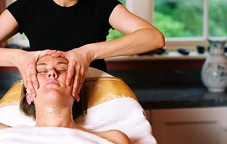 The At Castle Leslie Estate 5* Glaslough