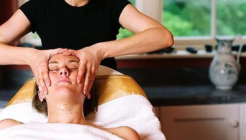 The At Castle Leslie Estate 5* Glaslough